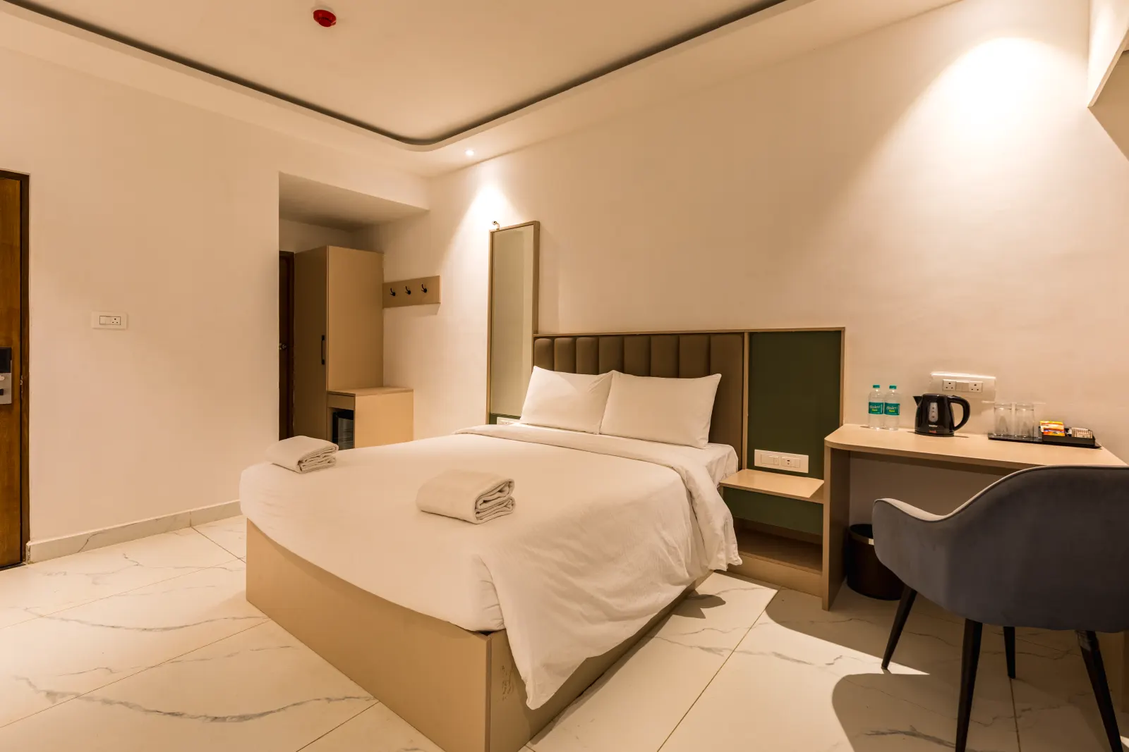 Aanya Residence with contemporary room finishes